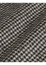 Load image into Gallery viewer, Rembrandt Malta Black &amp; White Houndstooth Blazer
