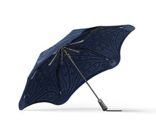 Load image into Gallery viewer, Blunt LE Graham Tipene Metro Umbrella
